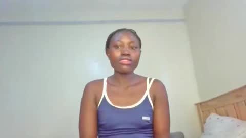 naughtyqueen12 online show from 19, 12, 2025