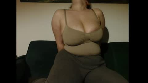 Ella - Naughty Rapunzel online show from 10, 1, 2026