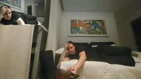 naughtytogetherbrazil online show from 12, 1, 2025