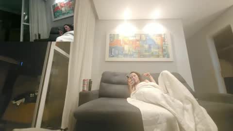 naughtytogetherbrazil online show from 20, 1, 2025