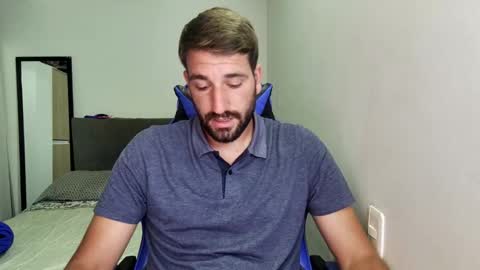 Snapshot of naugthy18boy chatting on 4, 3, 2026 Nico online show from 4, 3, 2026