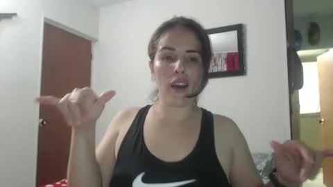 Snapshot of naugthymilf23 chatting on 21, 1, 2025 keyra online show from 21, 1, 2025