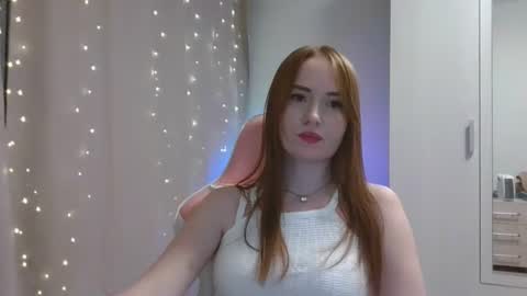 NauryLoversz online show from 24, 9, 2025