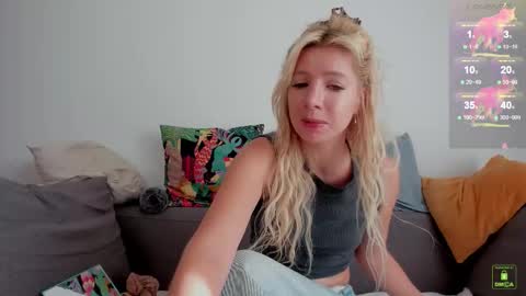 Snapshot of nautica_therapy chatting on 5, 11, 2025 Nautica online show from 5, 11, 2025