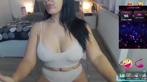Snapshot of nauty_leila chatting on 14, 2, 2025 KimBeee online show from 14, 2, 2025