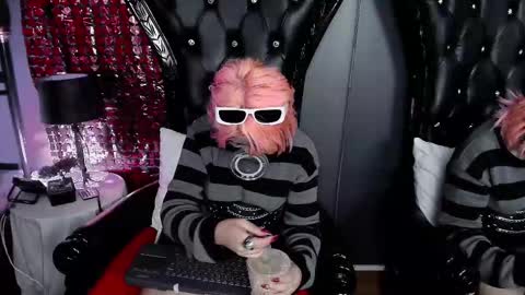 Navier  online show from 11, 1, 2026