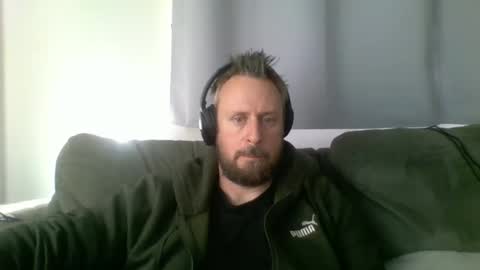 Snapshot of nawtydom1977 chatting on 29, 10, 2025 nawtydom1977 online show from 29, 10, 2025