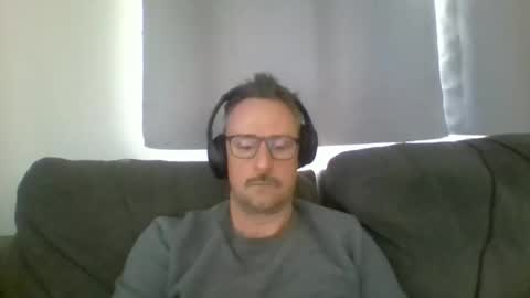 Snapshot of nawtydom1977 chatting on 17, 11, 2025 nawtydom1977 online show from 17, 11, 2025