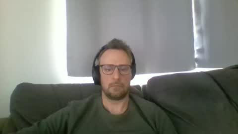 Snapshot of nawtydom1977 chatting on 17, 12, 2025 nawtydom1977 online show from 17, 12, 2025