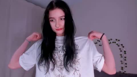 Snapshot of naya_mirel chatting on 26, 2, 2026 Kira online show from 26, 2, 2026