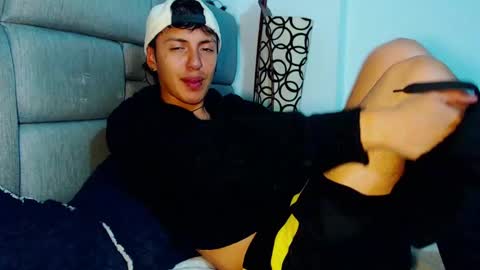 Im Nayton online show from 15, 10, 2025