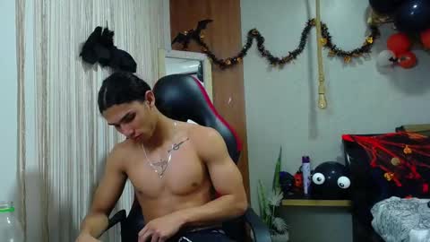 Snapshot of nazper_2 chatting on 26, 10, 2025 NAZPER online show from 26, 10, 2025