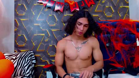 Snapshot of nazper_2 chatting on 28, 10, 2025 NAZPER online show from 28, 10, 2025