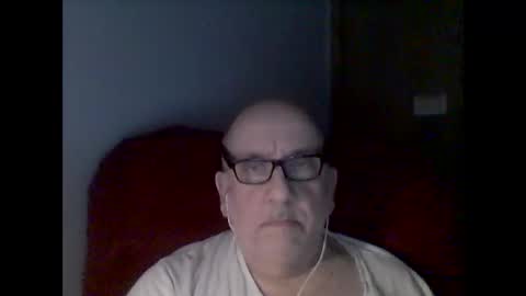 Snapshot of needlesslove chatting on 1, 11, 2025 Tom online show from 1, 11, 2025