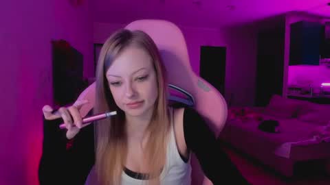 Snapshot of needmorespeed chatting on 10, 3, 2025 m a r i a online show from 10, 3, 2025