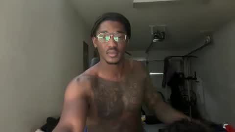 neednoluv online show from 28, 10, 2025