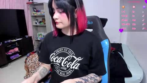 Geek Nicole    im Neeko UwU online show from 23, 11, 2025