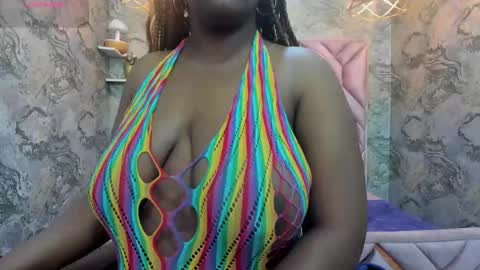 Snapshot of neffertiry_ebonny chatting on 1, 10, 2025 Nefer online show from 1, 10, 2025