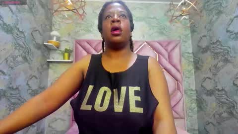 Snapshot of neffertiry_ebonny chatting on 5, 11, 2025 Nefer online show from 5, 11, 2025