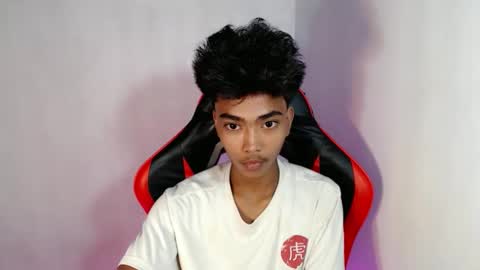 Snapshot of neil_asian69 chatting on 14, 10, 2025 neil_asian69 online show from 14, 10, 2025