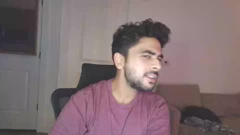 Snapshot of neilsing chatting on 9, 10, 2025 neil online show from 9, 10, 2025