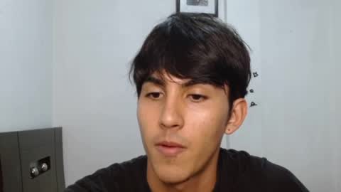 Neithanzyn online show from 4, 1, 2025