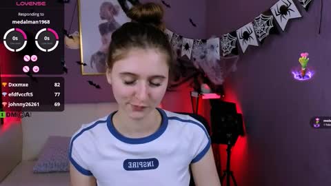 Snapshot of nekky_mouse chatting on 26, 10, 2025 Meow online show from 26, 10, 2025