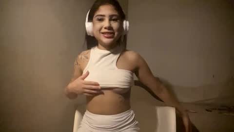 Lora online show from 16, 2, 2026