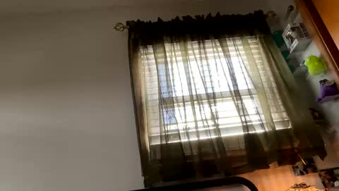 Nellie Atlas online show from 5, 1, 2026