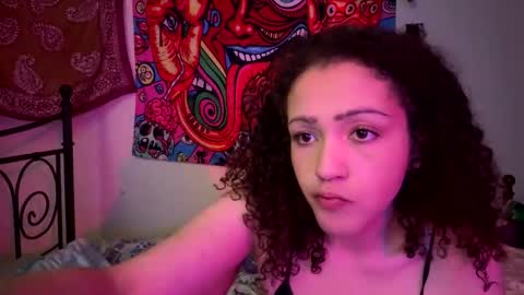 Snapshot of nellbee chatting on 29, 3, 2026 Nell xo online show from 29, 3, 2026