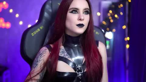    online show from 5, 12, 2025