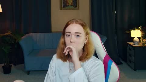 Snapshot of nelliemathers chatting on 14, 12, 2025 Nelli online show from 14, 12, 2025