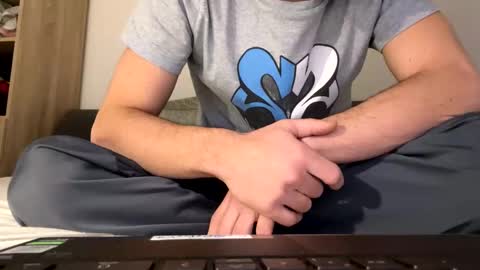 neneo21_ online show from 9, 1, 2025