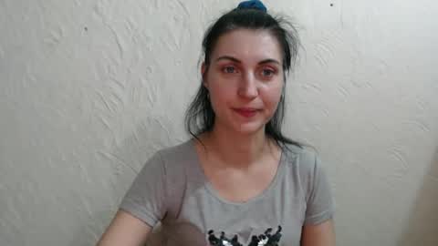 Snapshot of nensyfay_ chatting on 21, 2, 2025 Nensy online show from 21, 2, 2025