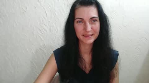 Snapshot of nensyfay_ chatting on 13, 9, 2025 Nensy online show from 13, 9, 2025