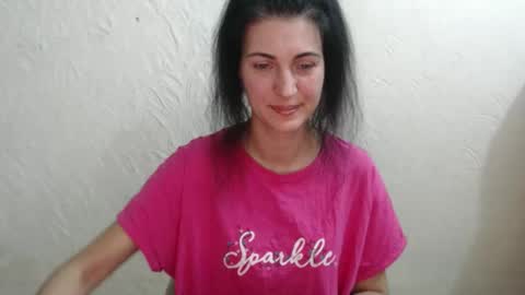 Snapshot of nensyfay_ chatting on 22, 11, 2025 Nensy online show from 22, 11, 2025