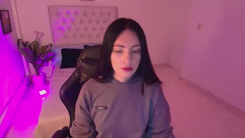 neo_sarah online show from 12, 3, 2025