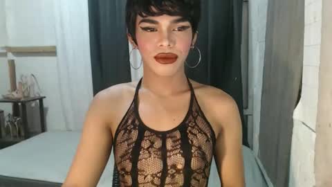 neomi online show from 28, 10, 2025