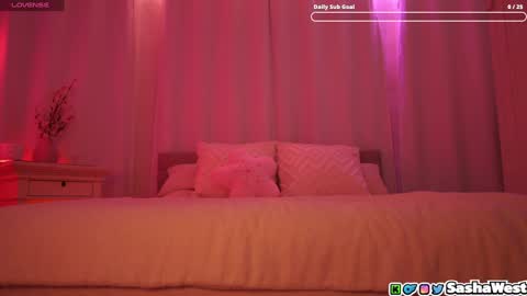 Sasha West online show from 14, 1, 2025