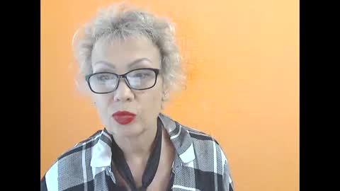NessyJenixs online show from 25, 9, 2025