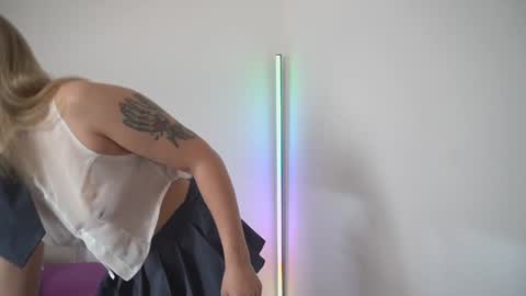 new dee online show from 10, 11, 2025