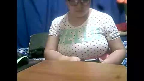 Snapshot of new_taboo_fetishqueen chatting on 16, 10, 2025 mariapaula online show from 16, 10, 2025