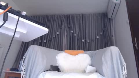 Snapshot of newamore chatting on 5, 11, 2025 Im Ana ntmu...Please dontt forget to give thump up and follow me kiss online show from 5, 11, 2025