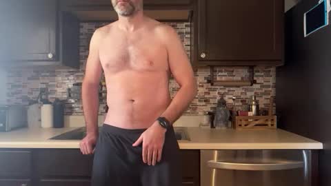 newguy_097 online show from 26, 11, 2025