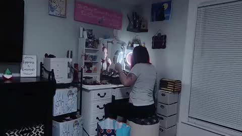 Snapshot of newlywedz4629 chatting on 23, 11, 2025 Newlywedz online show from 23, 11, 2025