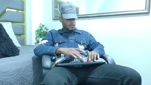 Snapshot of neytanmalcon chatting on 6, 11, 2025 neytanmalcon online show from 6, 11, 2025