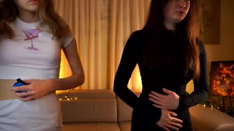 Snapshot of nganlico chatting on 2, 12, 2025 Anasteisha online show from 2, 12, 2025