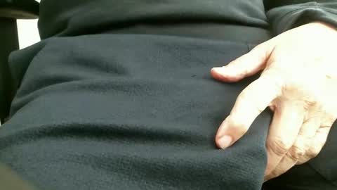 Snapshot of ngurth chatting on 18, 12, 2025 ngurth online show from 18, 12, 2025