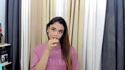 hottie nicole online show from 3, 2, 2026