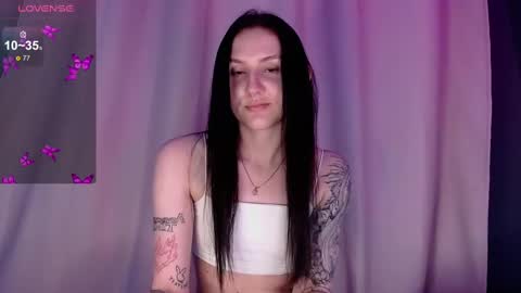 Snapshot of niaellis chatting on 5, 3, 2025 Nia online show from 5, 3, 2025